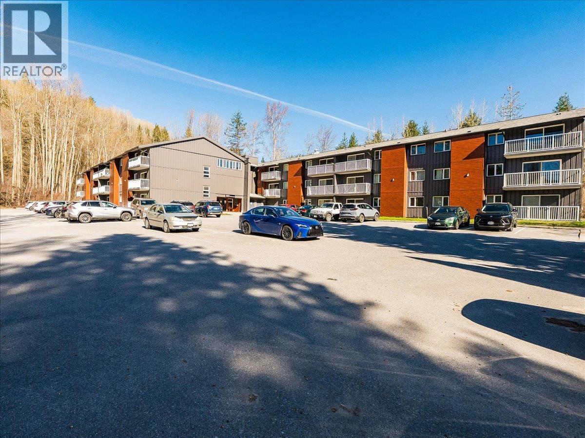 880 Wordsworth Avenue Unit# 201, Warfield, British Columbia  V1R 2V9 - Photo 2 - 10401004