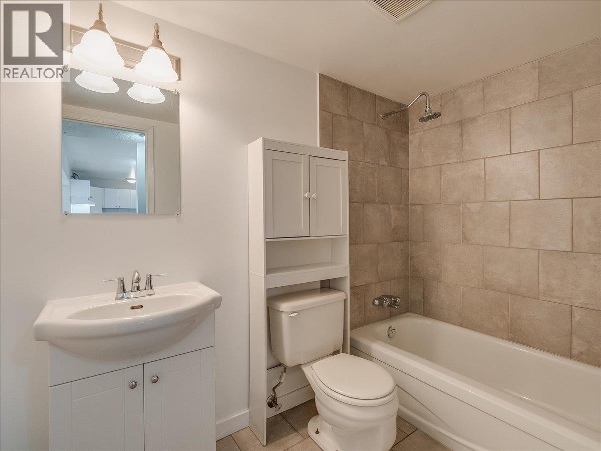 880 Wordsworth Avenue Unit# 201, Warfield, British Columbia  V1R 2V9 - Photo 24 - 10401004