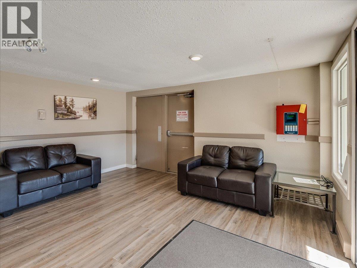 880 Wordsworth Avenue Unit# 201, Warfield, British Columbia  V1R 2V9 - Photo 4 - 10401004