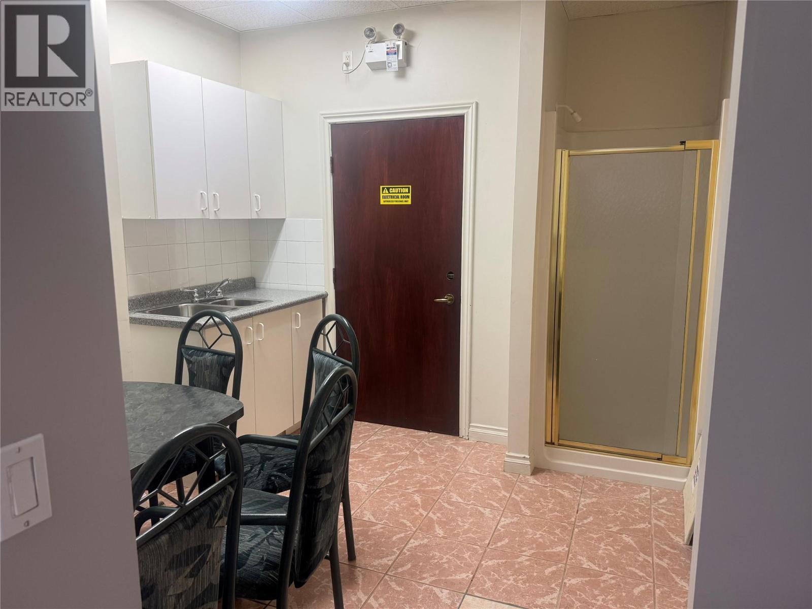 4438 1st Street, Peachland, British Columbia  V0H 1X7 - Photo 12 - 10398515