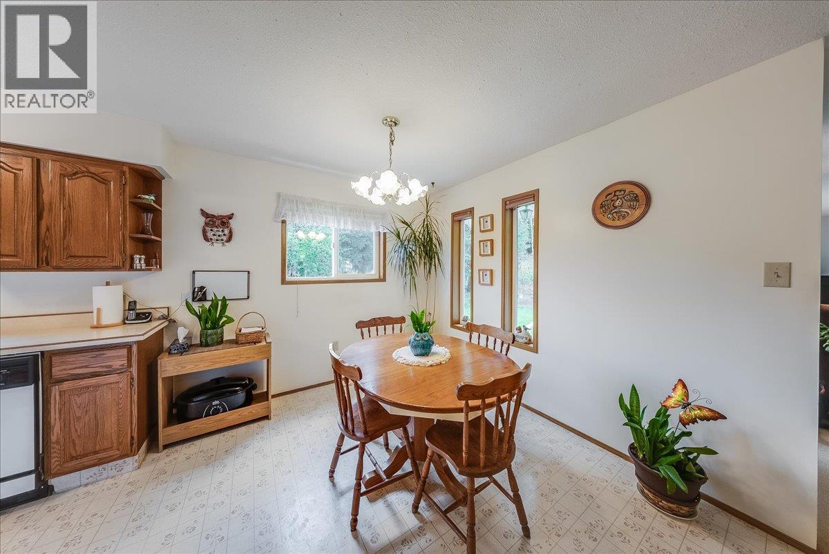 1764 Green Road, Fruitvale, British Columbia  V0G 1L1 - Photo 23 - 10400967