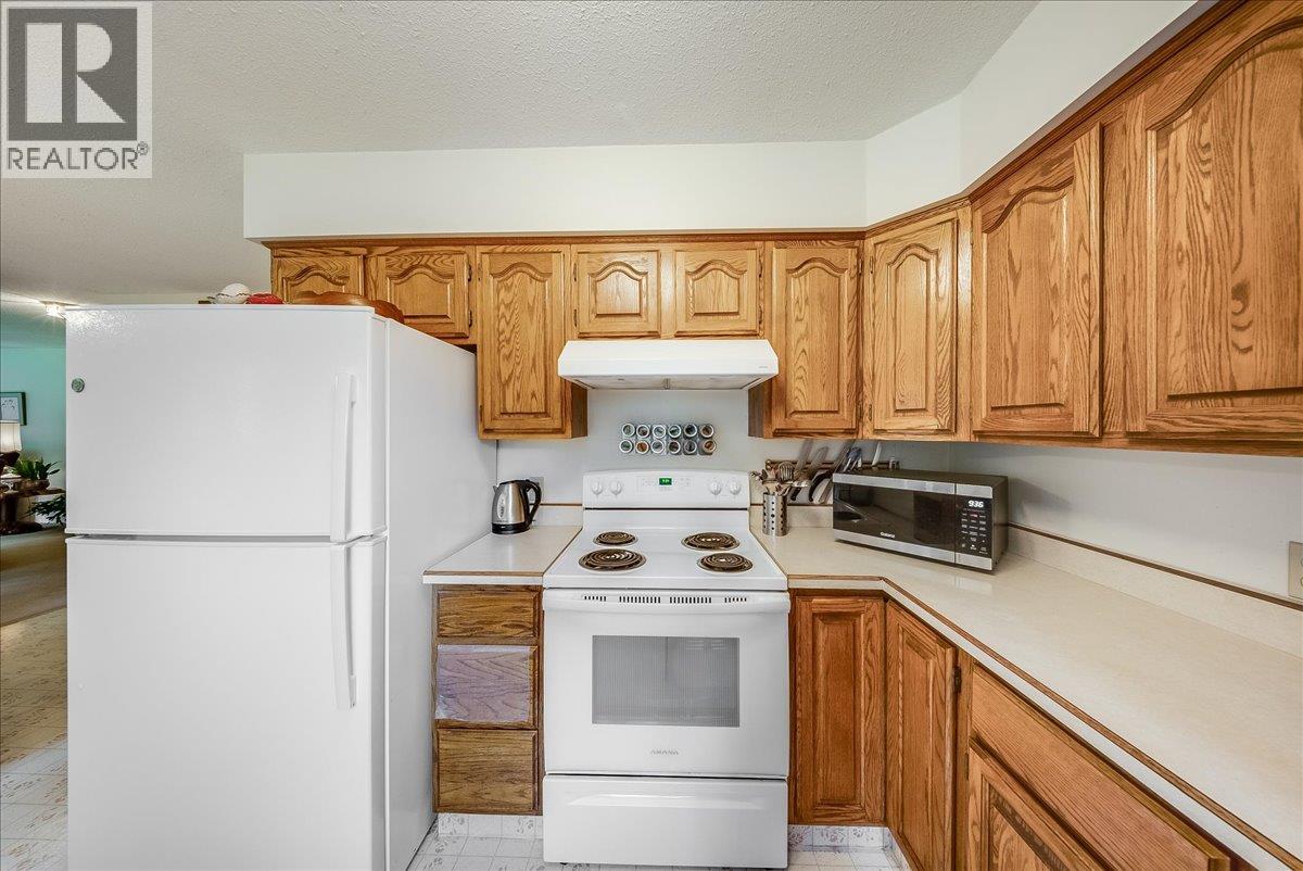1764 Green Road, Fruitvale, British Columbia  V0G 1L1 - Photo 26 - 10400967