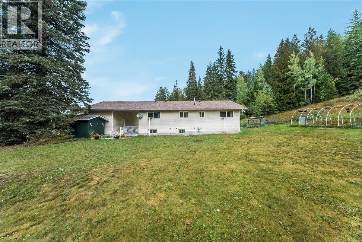1764 Green Road, Fruitvale, British Columbia  V0G 1L1 - Photo 5 - 10400967