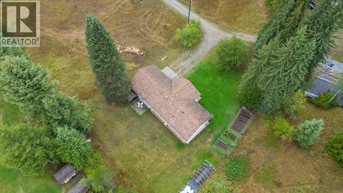 1764 Green Road, Fruitvale, British Columbia  V0G 1L1 - Photo 65 - 10400967