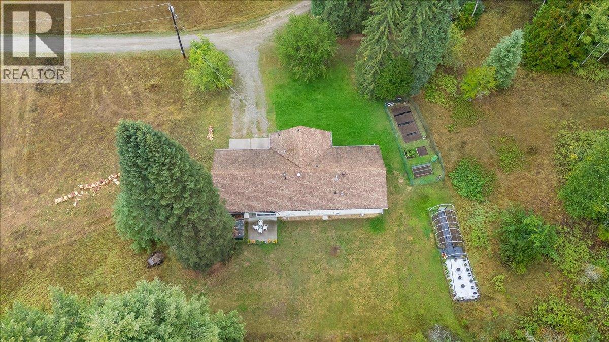 1764 Green Road, Fruitvale, British Columbia  V0G 1L1 - Photo 66 - 10400967