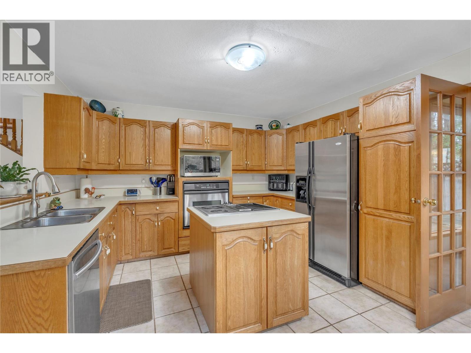 128 Ponderosa Place, Penticton, British Columbia  V2A 7Y8 - Photo 10 - 10400842