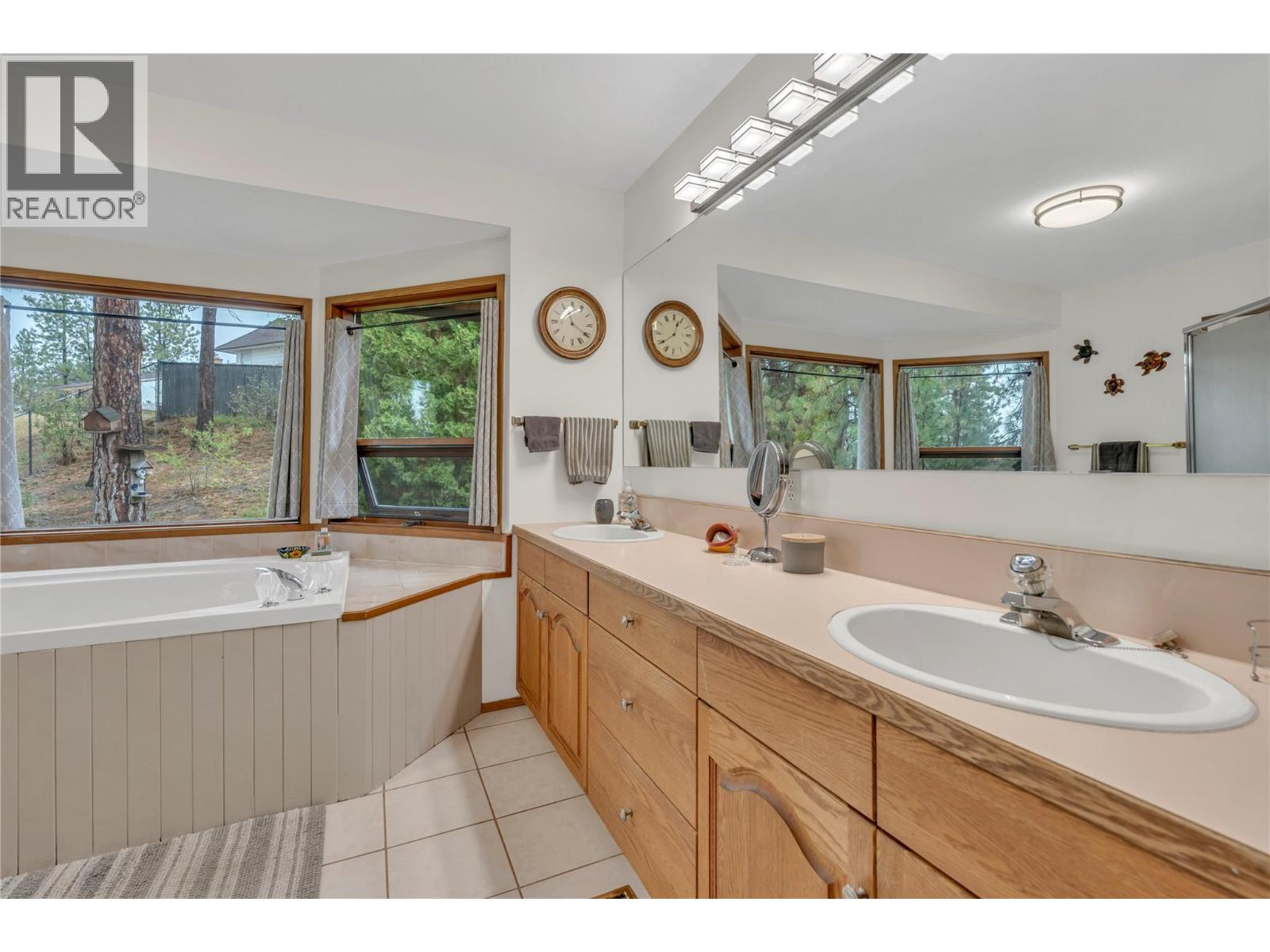 128 Ponderosa Place, Penticton, British Columbia  V2A 7Y8 - Photo 24 - 10400842