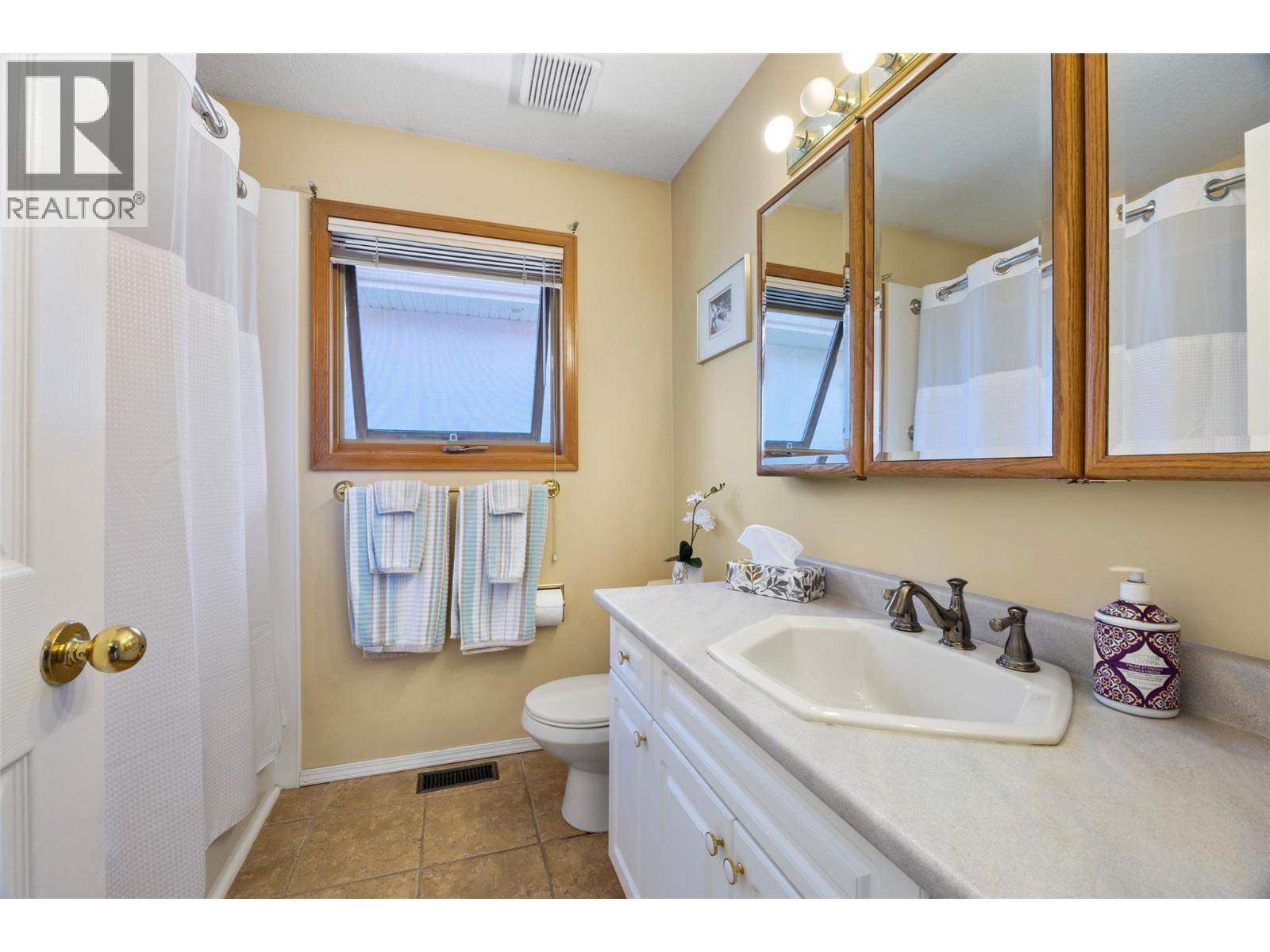 199 Coppertree Court, Kamloops, British Columbia  V2E 2N4 - Photo 30 - 10401170
