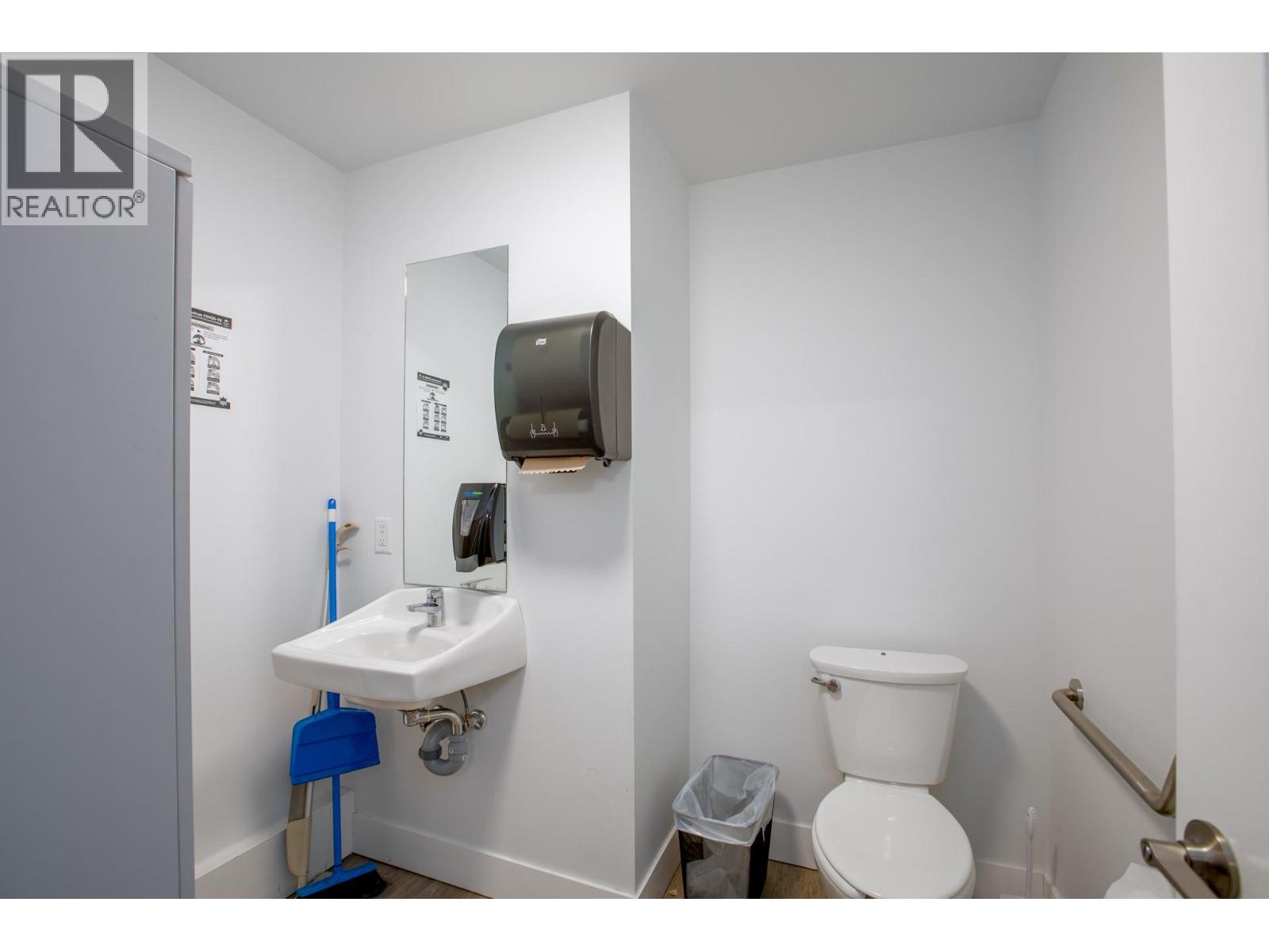 1990 Landsdowne Place Unit# 4, Kelowna, British Columbia  V1X 5C3 - Photo 22 - 10401123