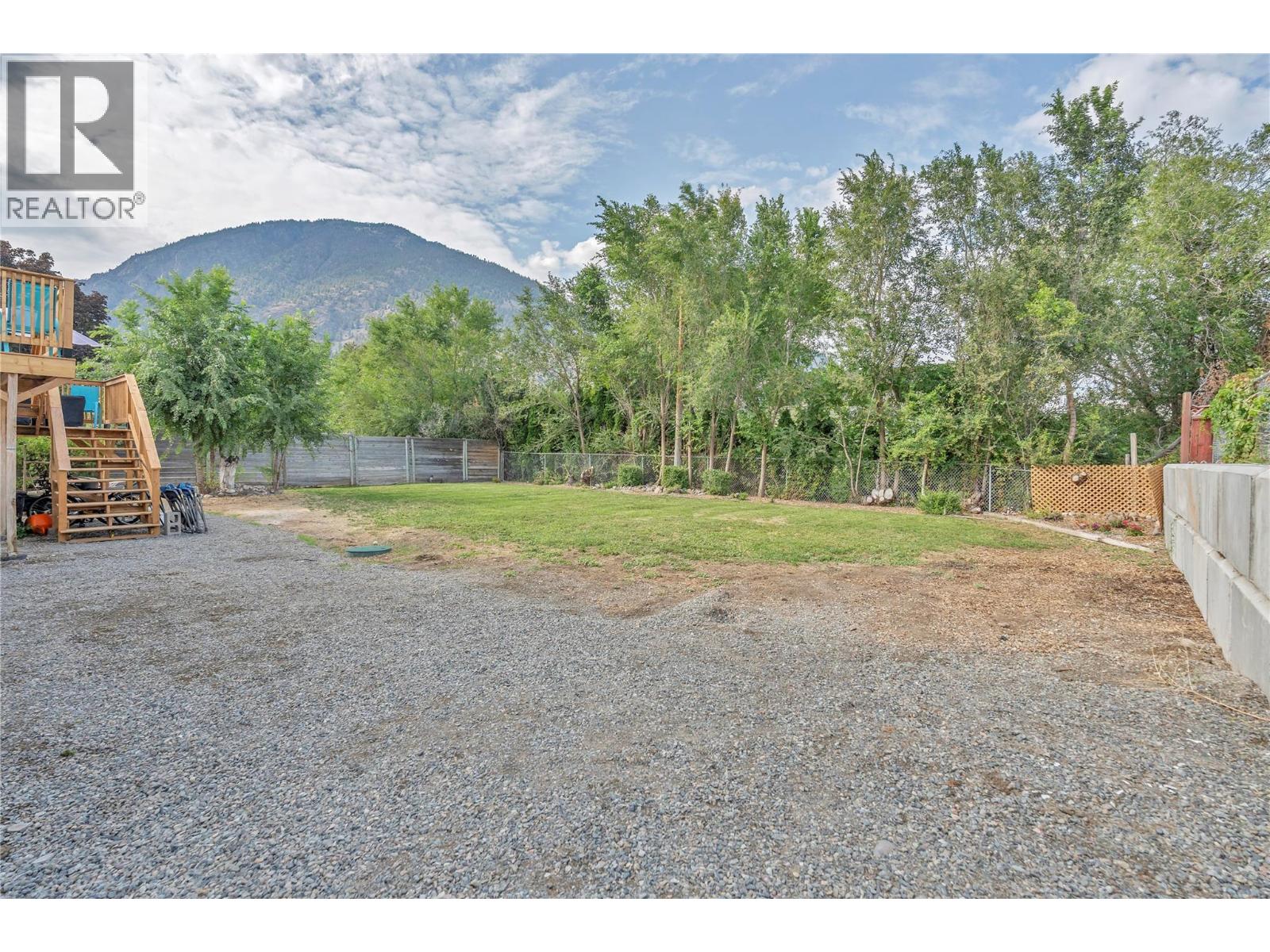 826 3rd Avenue, Keremeos, British Columbia  V0X 1N0 - Photo 43 - 10401086