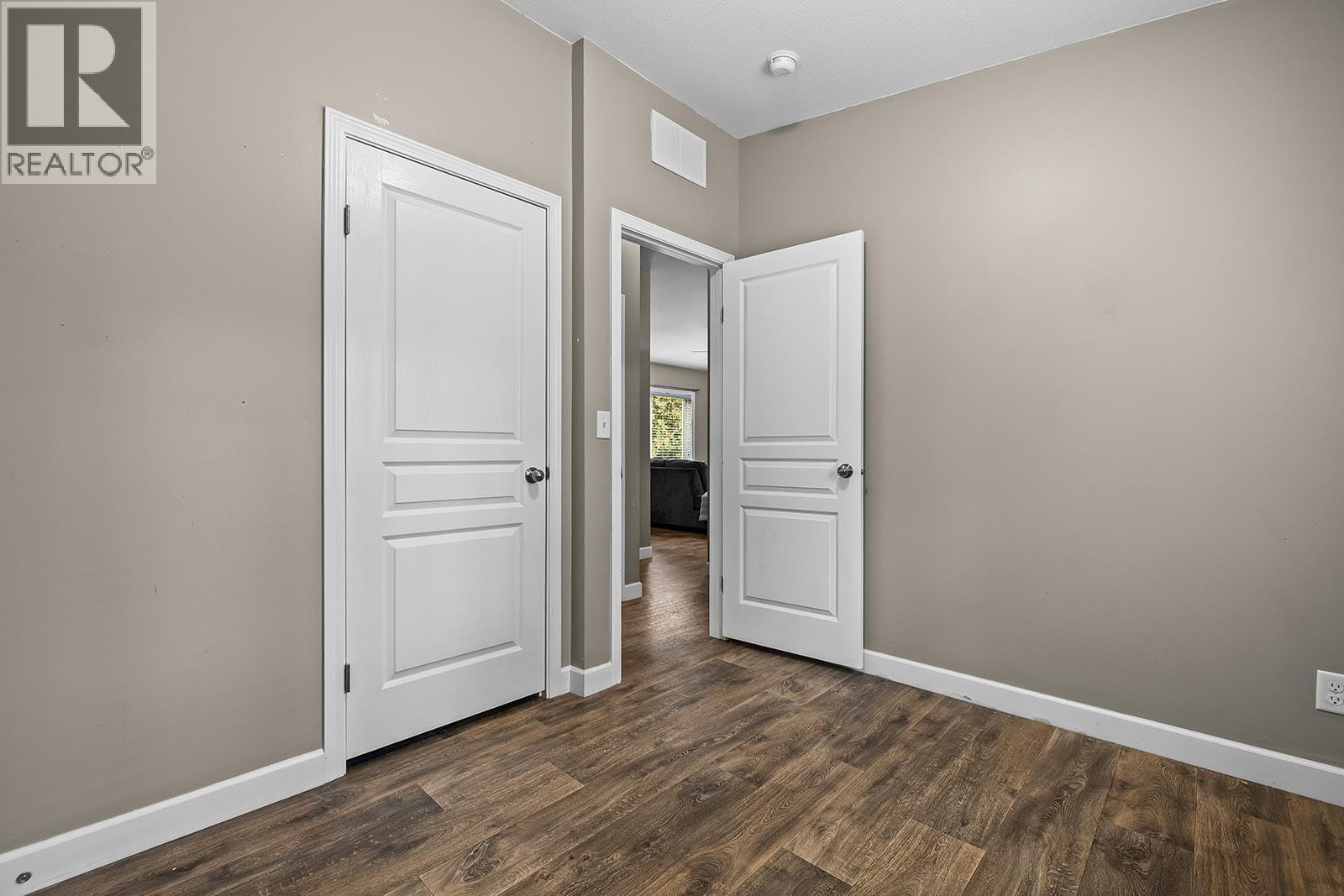 7867 Alpine Road, Kelowna, British Columbia  V1Z 3V4 - Photo 39 - 10400664