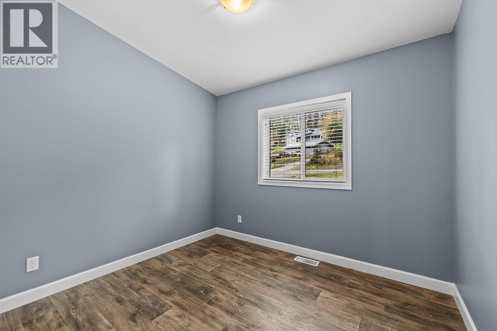 7867 Alpine Road, Kelowna, British Columbia  V1Z 3V4 - Photo 41 - 10400664