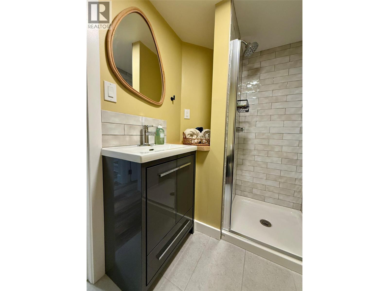 225 Dalgren Street, Kimberley, British Columbia  V1A 1J4 - Photo 37 - 10399242