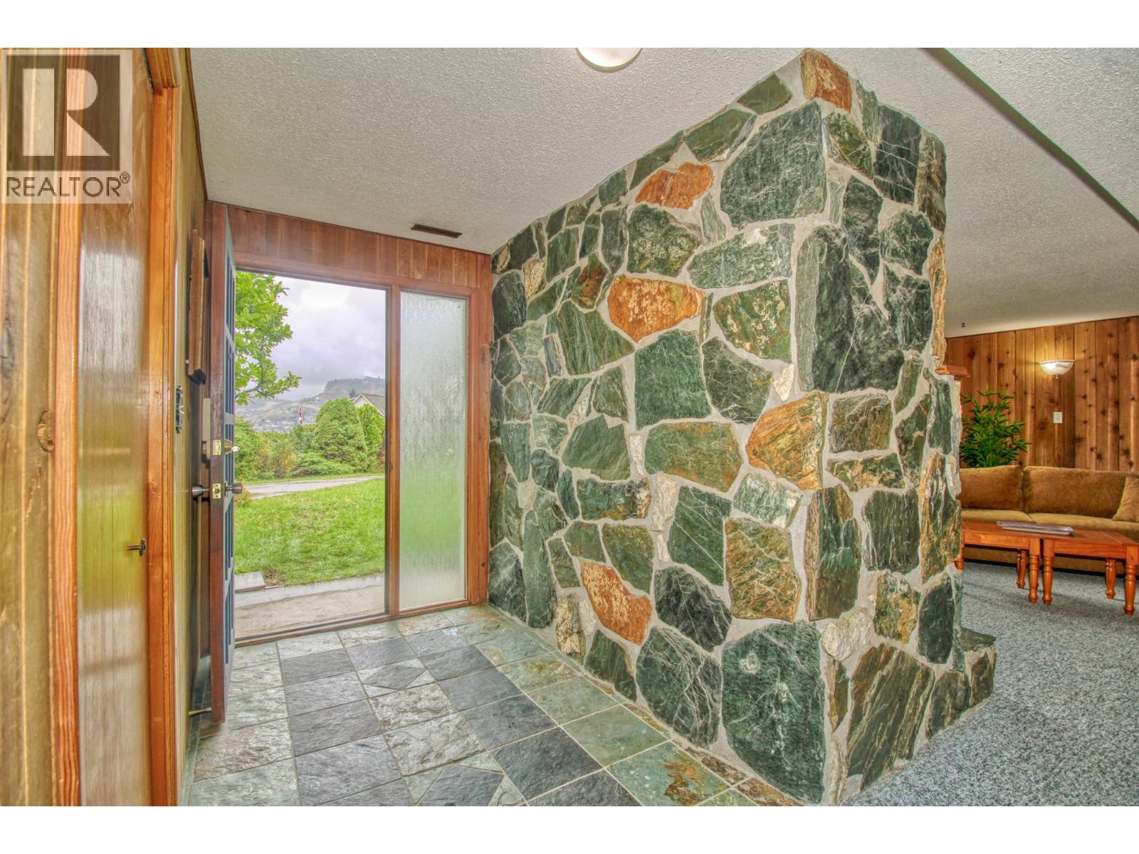 9109 Husband Road, Coldstream, British Columbia  V1B 1M8 - Photo 18 - 10401165