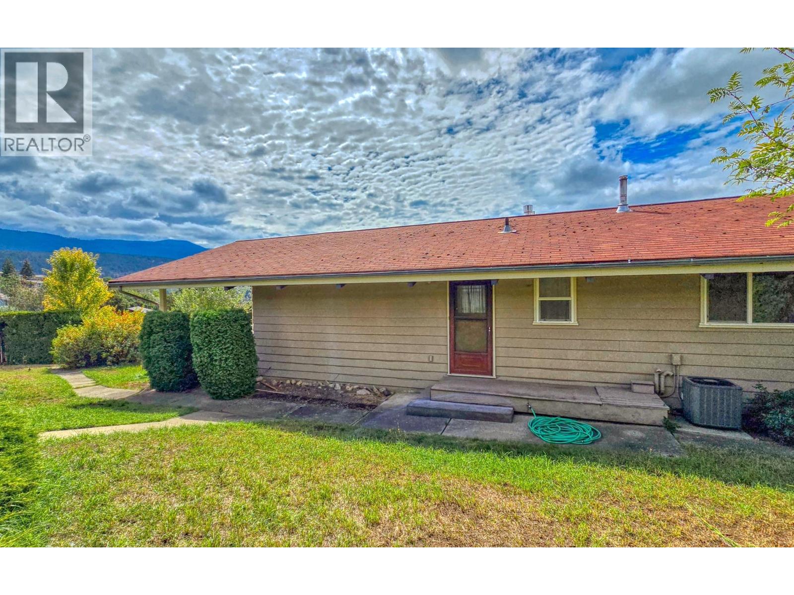 9109 Husband Road, Coldstream, British Columbia  V1B 1M8 - Photo 32 - 10401165