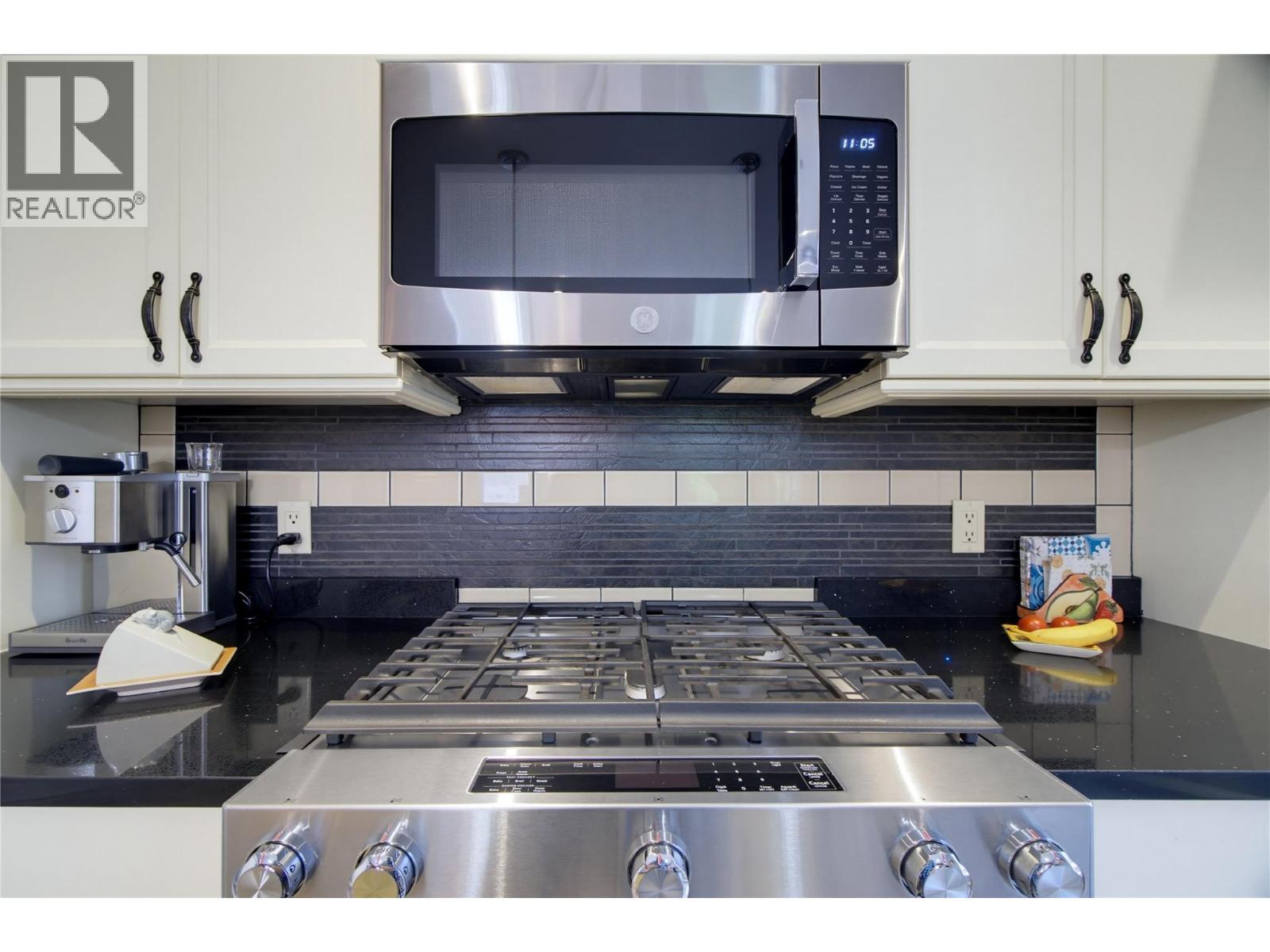 2850 7th Avenue Ne Unit# 8, Salmon Arm, British Columbia  V1E 0B7 - Photo 19 - 10400869