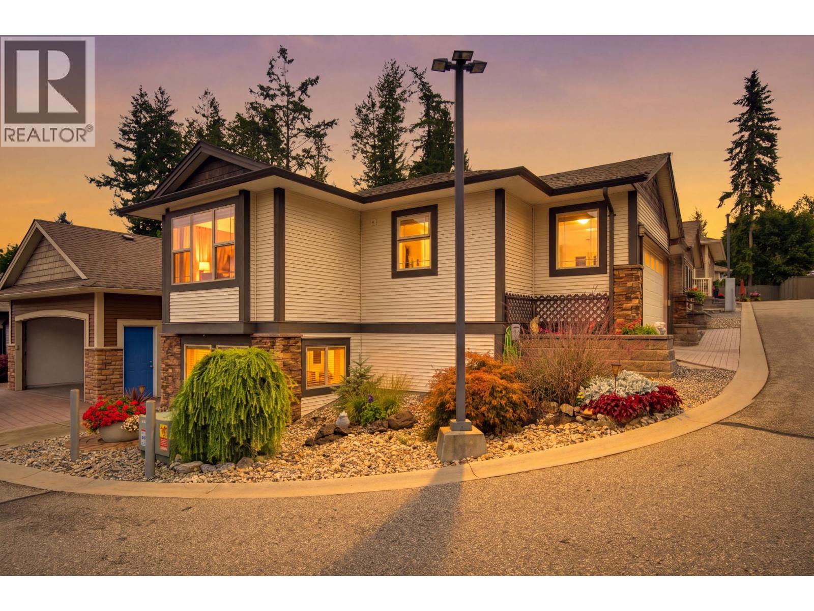 2850 7th Avenue Ne Unit# 8, Salmon Arm, British Columbia  V1E 0B7 - Photo 64 - 10400869