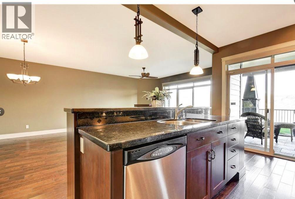 4350 Ponderosa Drive Unit# 113, Peachland, British Columbia  V0H 1X5 - Photo 10 - 10401128