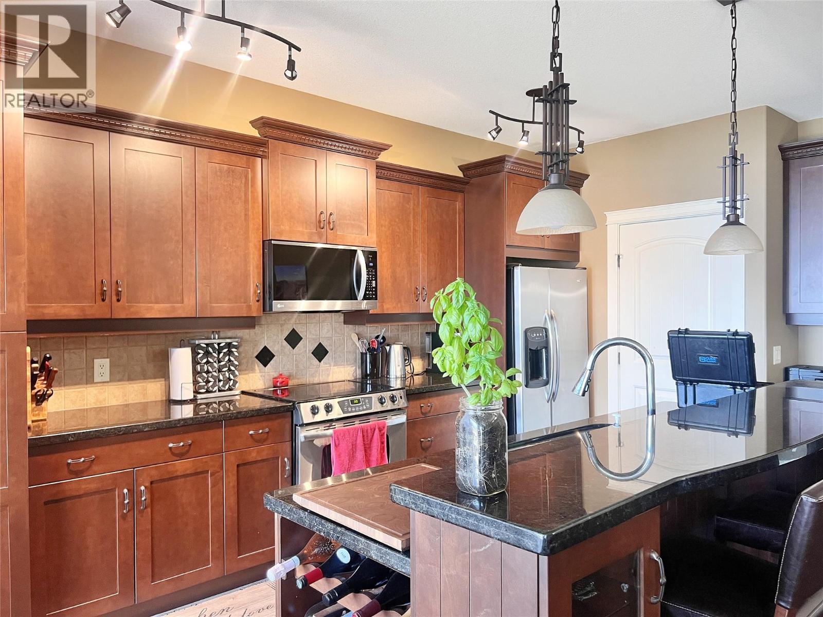 4350 Ponderosa Drive Unit# 113, Peachland, British Columbia  V0H 1X5 - Photo 8 - 10401128