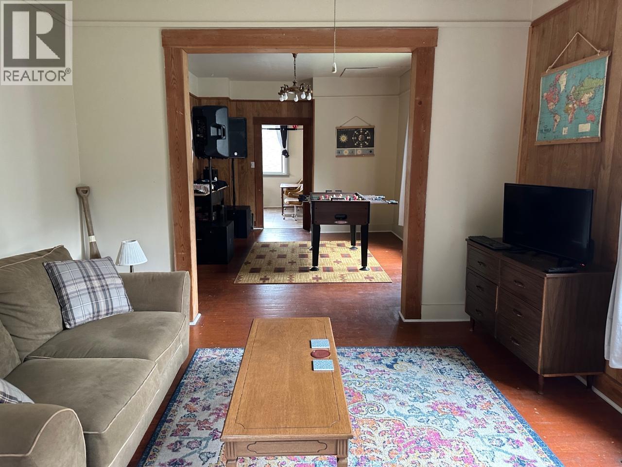 411 Latimer Street, Nelson, British Columbia  V1L 4T7 - Photo 6 - 10401175