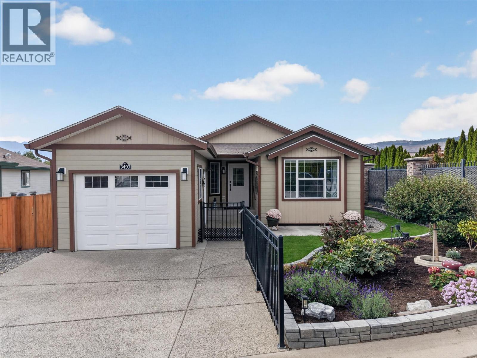 3493 Oak Crescent, West Kelowna, British Columbia  V4T 3A5 - Photo 1 - 10400178