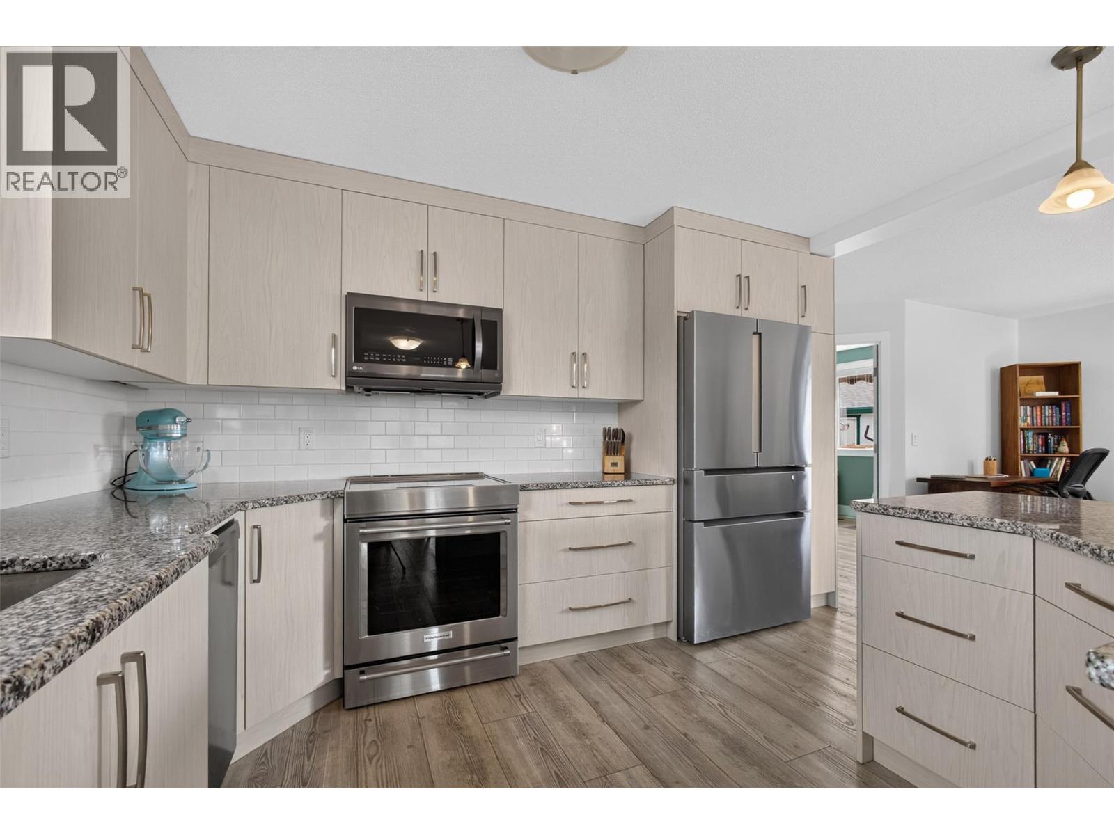 3493 Oak Crescent, West Kelowna, British Columbia  V4T 3A5 - Photo 5 - 10400178