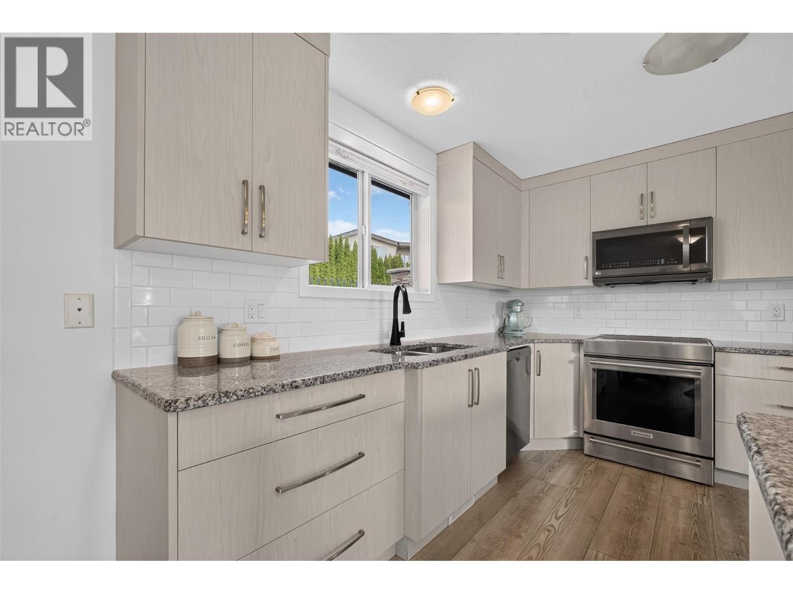 3493 Oak Crescent, West Kelowna, British Columbia  V4T 3A5 - Photo 8 - 10400178