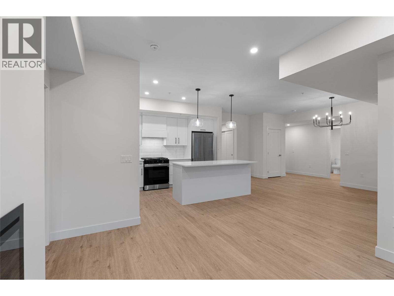 1844 Qu'appelle Boulevard Unit# 308, Kamloops, British Columbia  V2E 0E8 - Photo 6 - 10400964