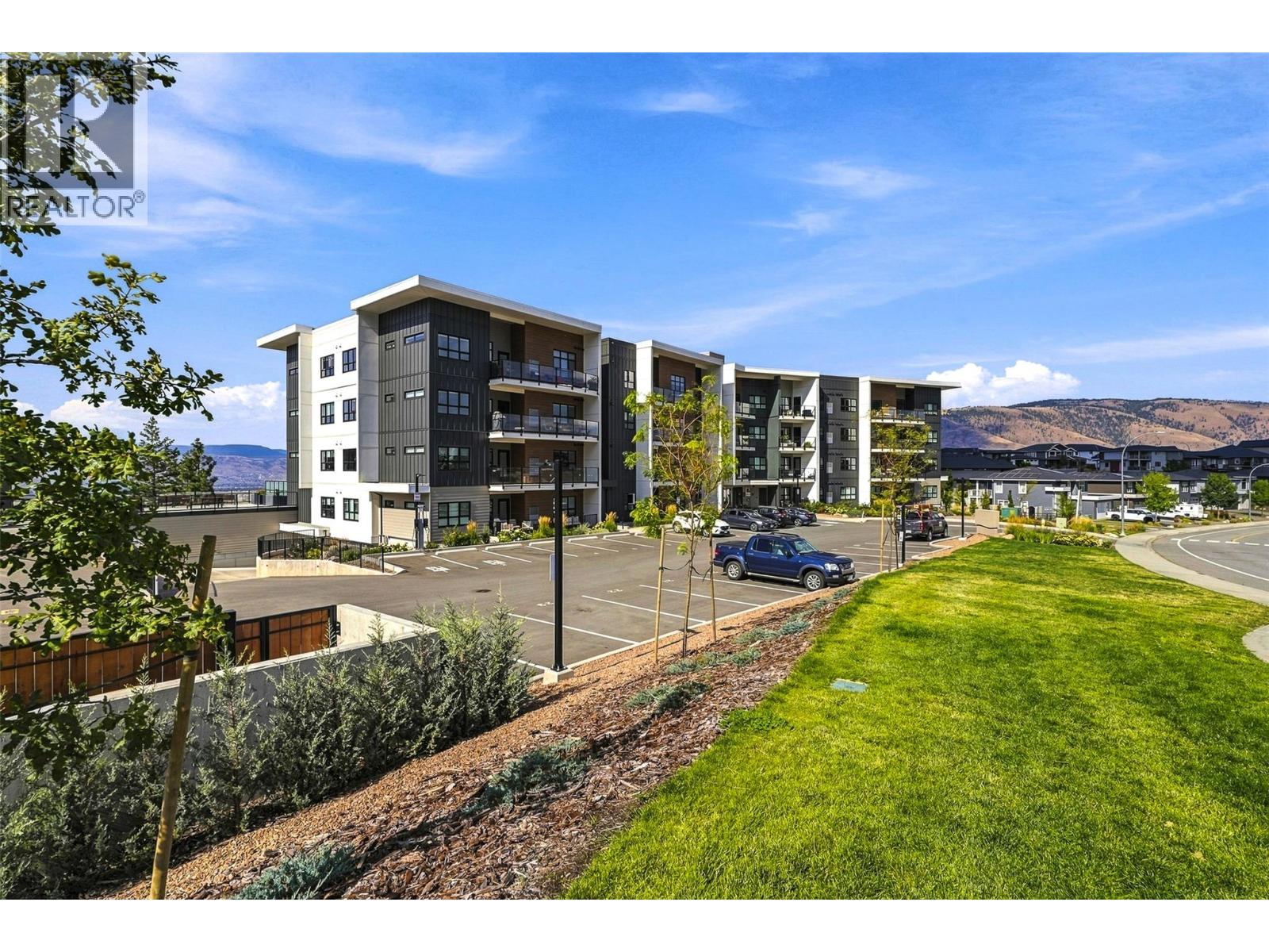 1844 Qu'appelle Boulevard Unit# 203, Kamloops, British Columbia  V2E 0E8 - Photo 1 - 10400961