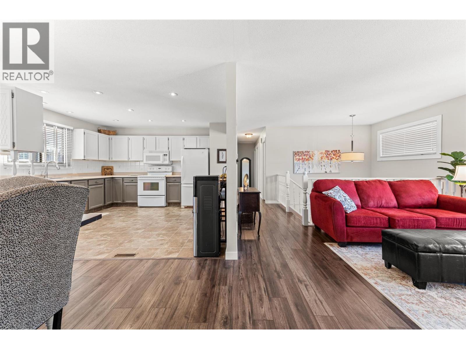 4477 Gordon Drive, Kelowna, British Columbia  V1W 1T2 - Photo 11 - 10401207
