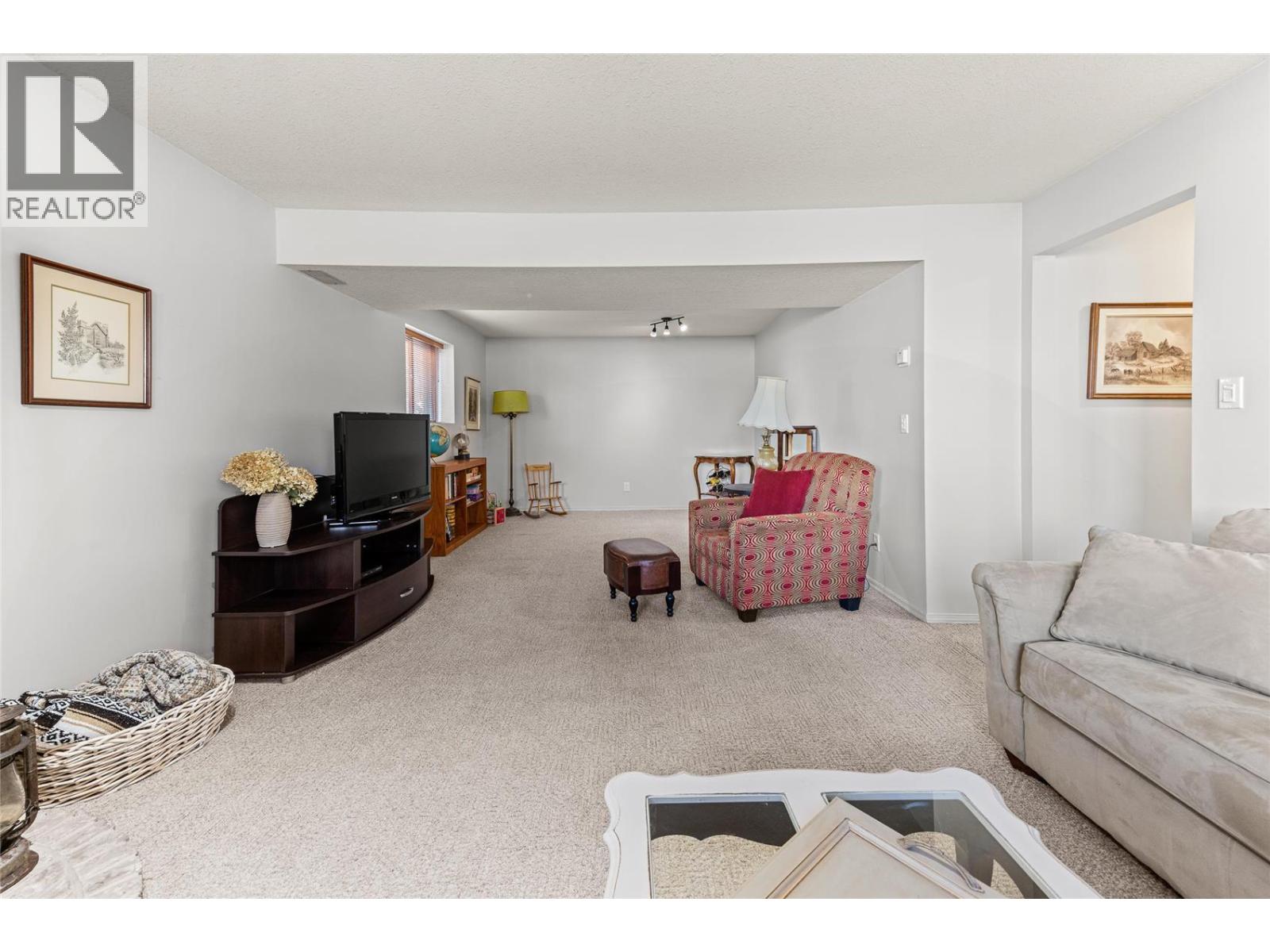 4477 Gordon Drive, Kelowna, British Columbia  V1W 1T2 - Photo 23 - 10401207