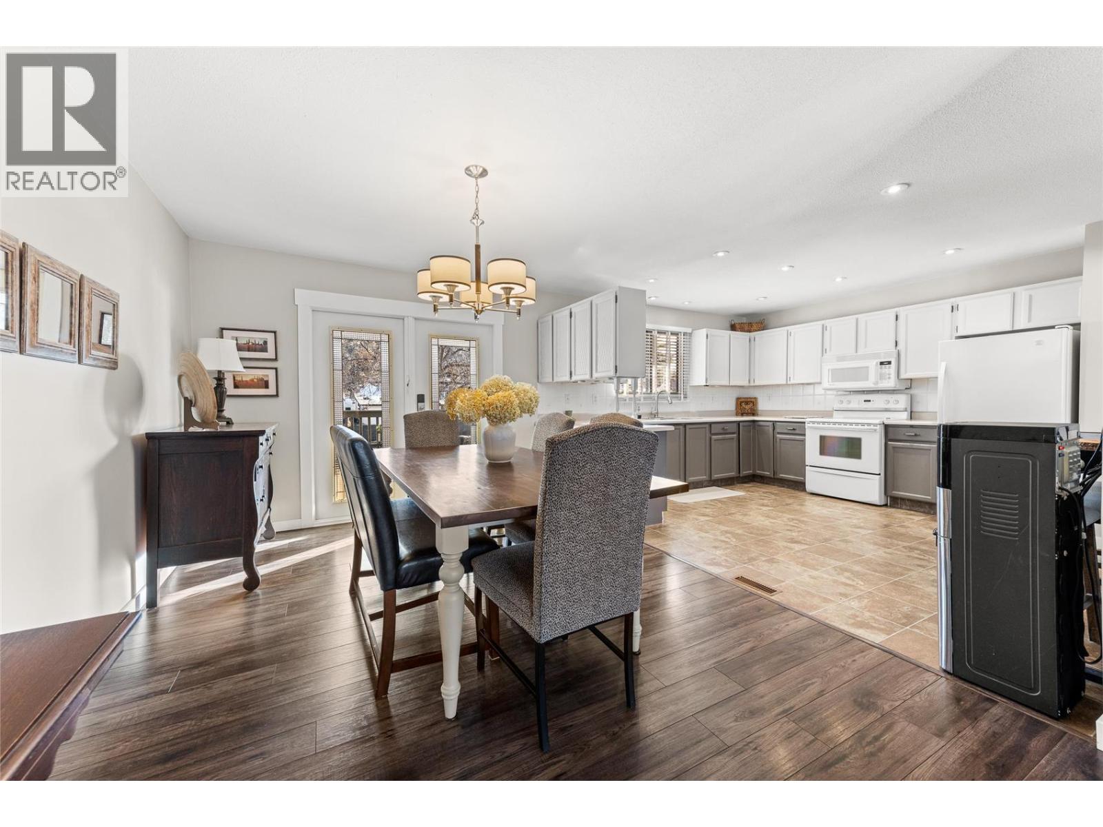 4477 Gordon Drive, Kelowna, British Columbia  V1W 1T2 - Photo 6 - 10401207