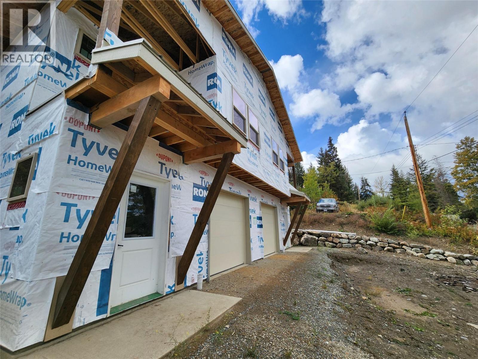 2261 Mctavish Road, Kamloops, British Columbia  V0E 3E1 - Photo 8 - 10400894