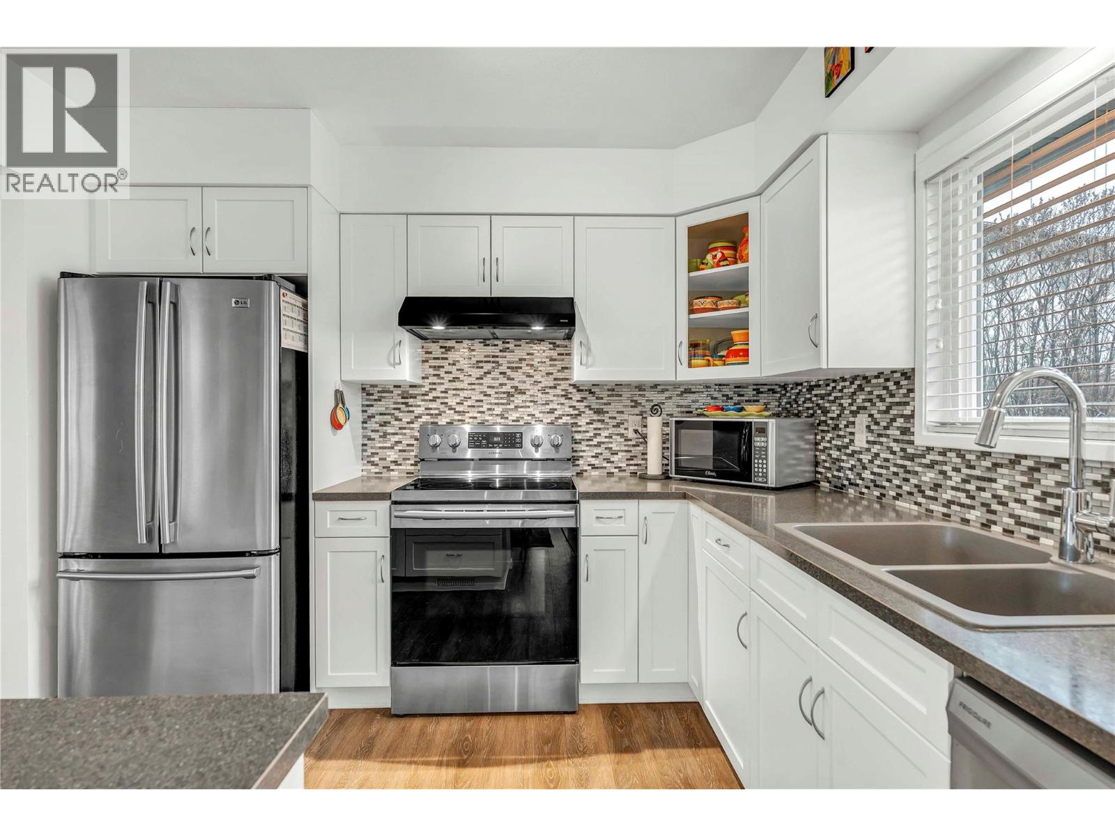 3 Dogwood Place, Osoyoos, British Columbia  V0H 1V1 - Photo 4 - 10401203