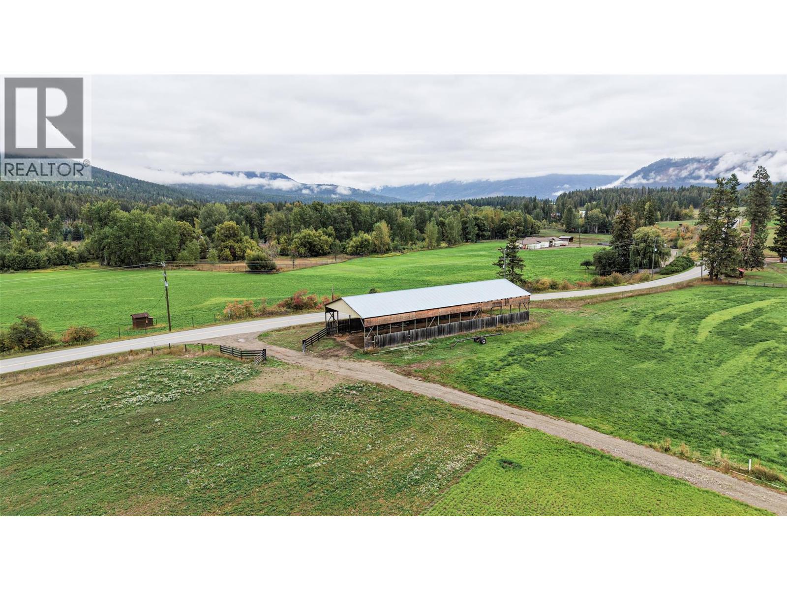 687 Mabel Lake Road, Lumby, British Columbia  V0E 2G5 - Photo 16 - 10401188