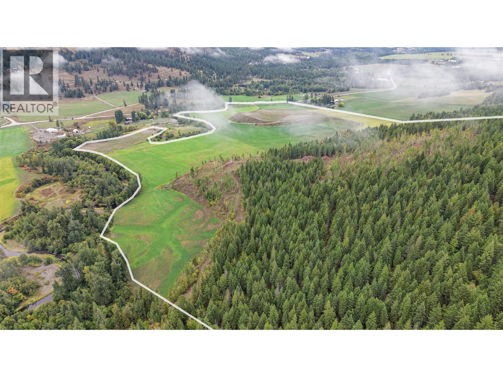 687 Mabel Lake Road, Lumby, British Columbia  V0E 2G5 - Photo 5 - 10401188