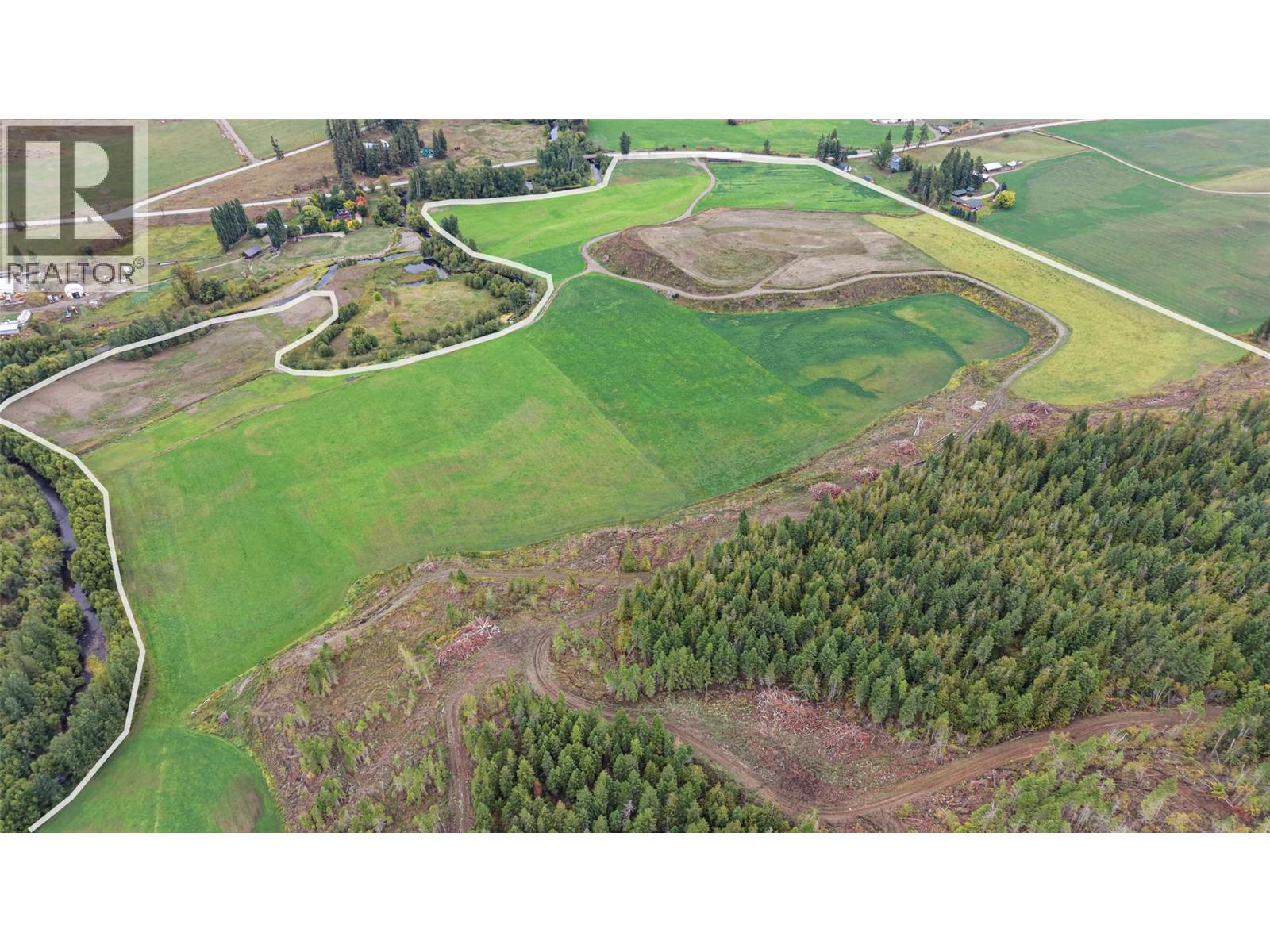 687 Mabel Lake Road, Lumby, British Columbia  V0E 2G5 - Photo 6 - 10401188