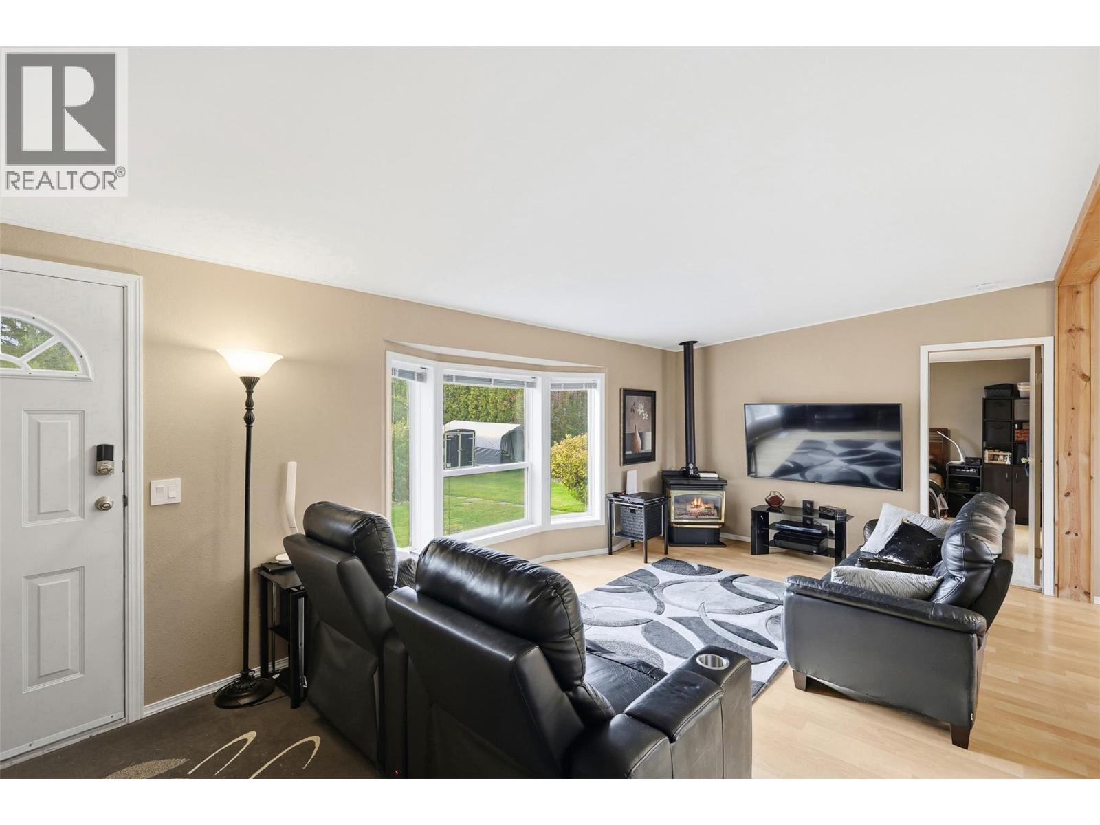 120 Zirnhelt Road, Kamloops, British Columbia  V2H 0B3 - Photo 6 - 10401104