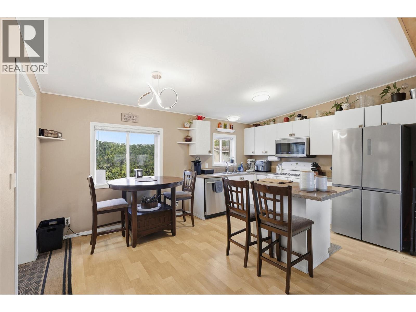 120 Zirnhelt Road, Kamloops, British Columbia  V2H 0B3 - Photo 8 - 10401104