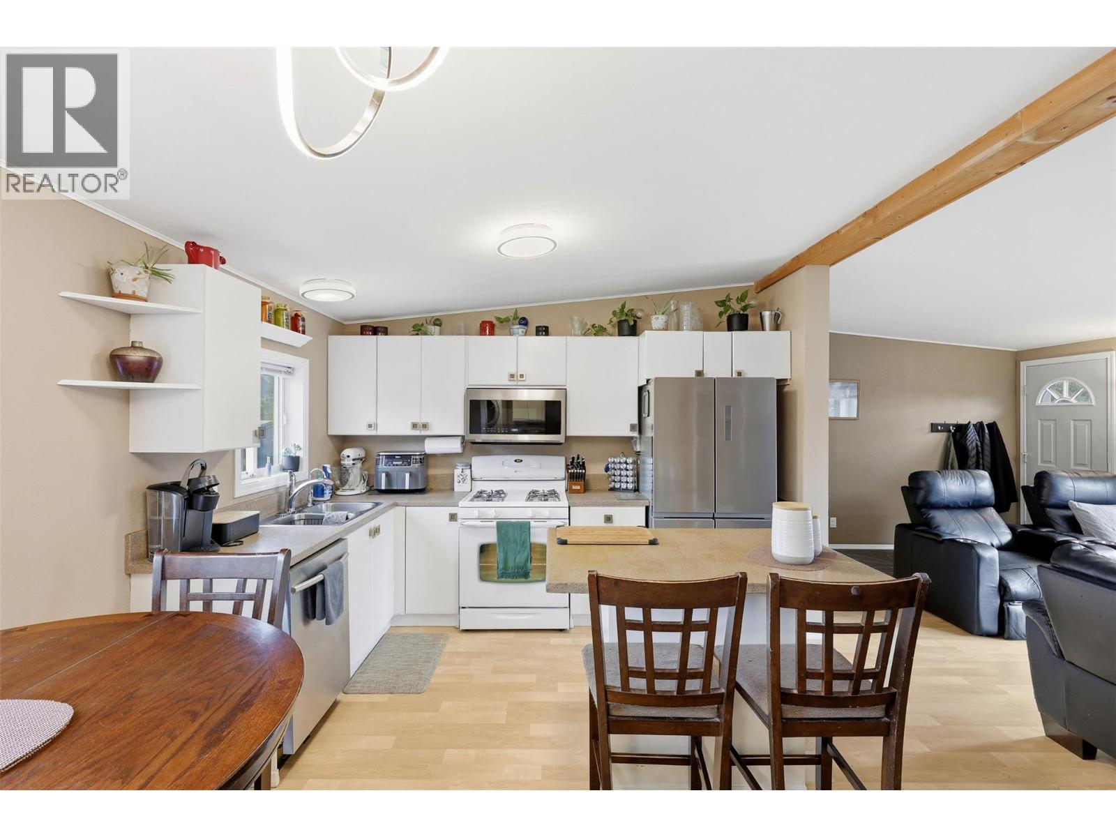 120 Zirnhelt Road, Kamloops, British Columbia  V2H 0B3 - Photo 9 - 10401104