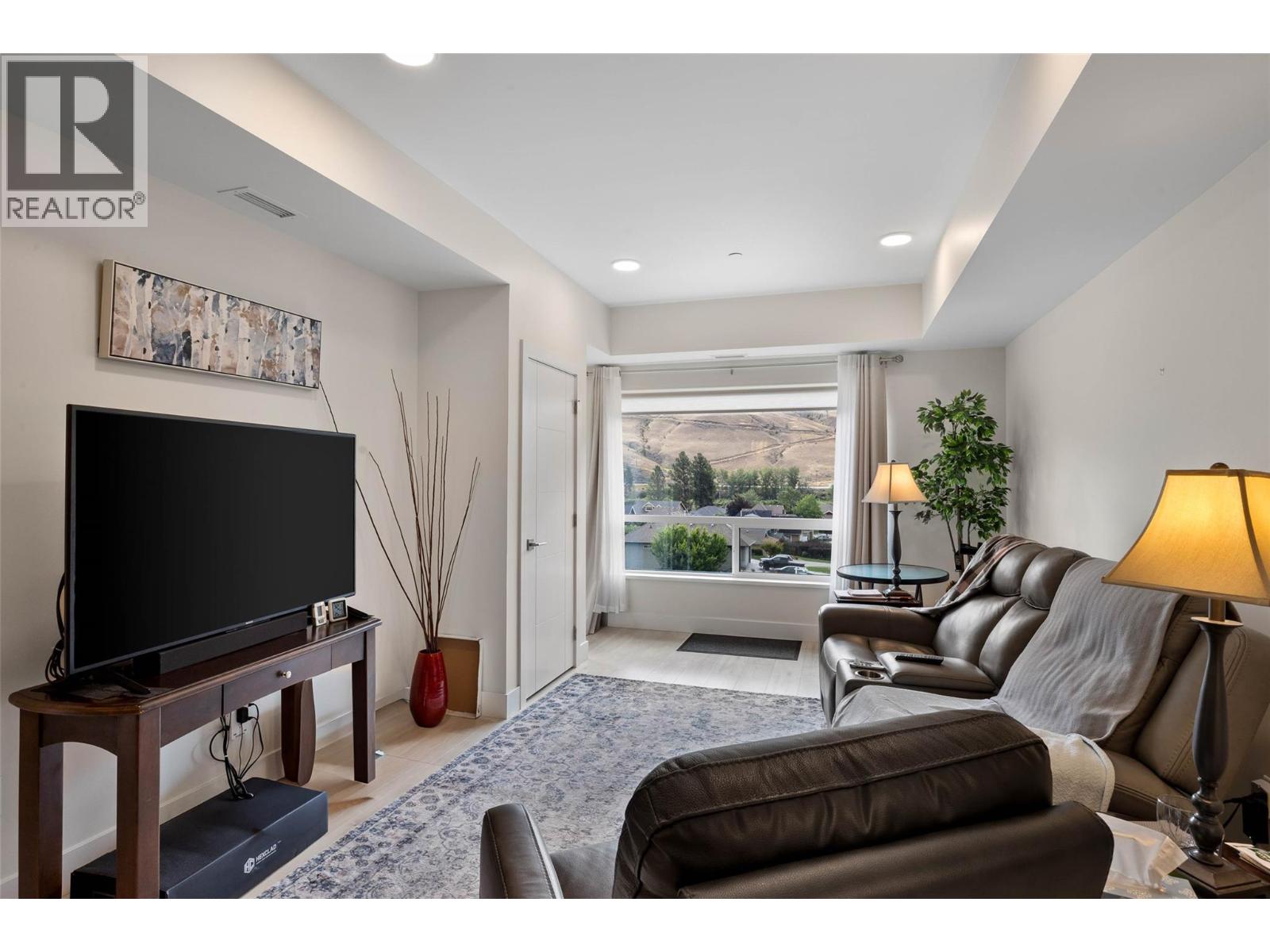 651 Dunes Drive Unit# 306, Kamloops, British Columbia  V2H 1T7 - Photo 6 - 10401075