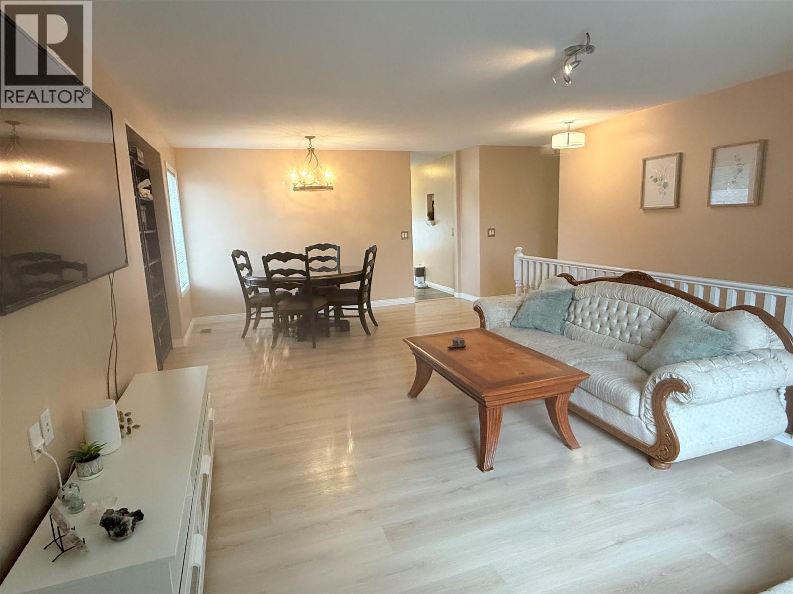 154 Ritchie Court, Kelowna, British Columbia  V1V 1Z2 - Photo 3 - 10400718