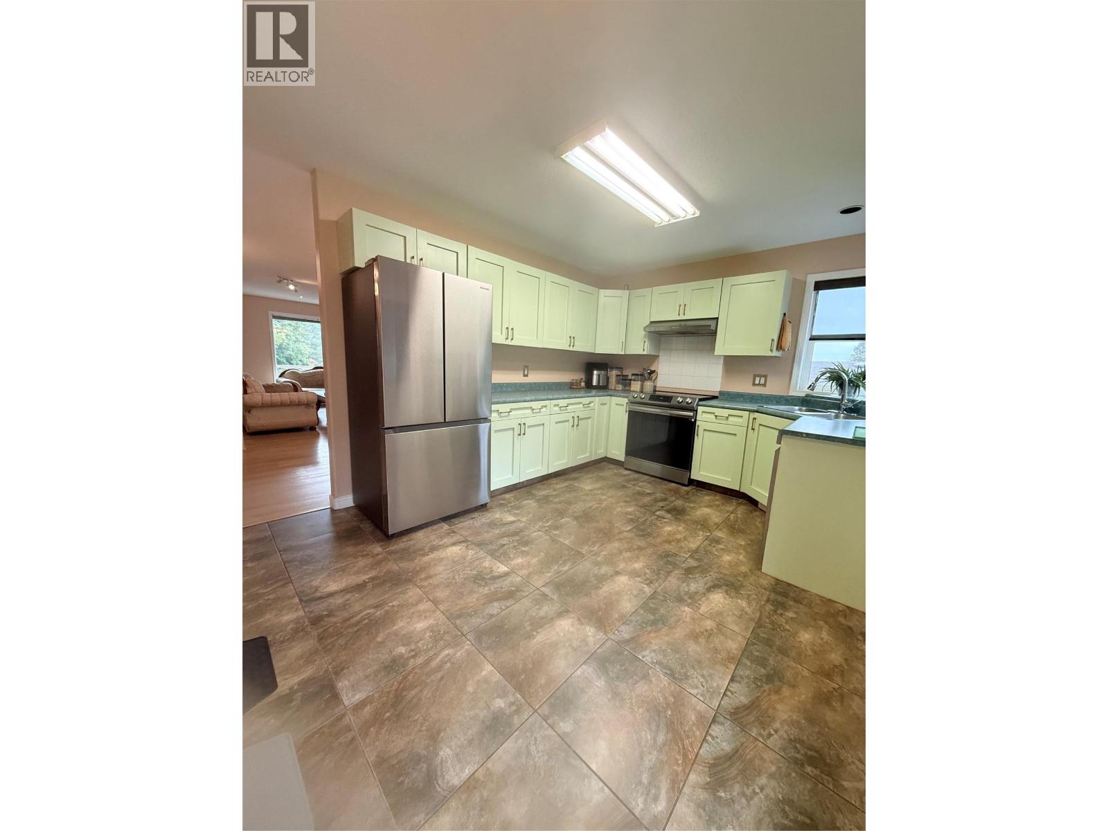 154 Ritchie Court, Kelowna, British Columbia  V1V 1Z2 - Photo 33 - 10400718