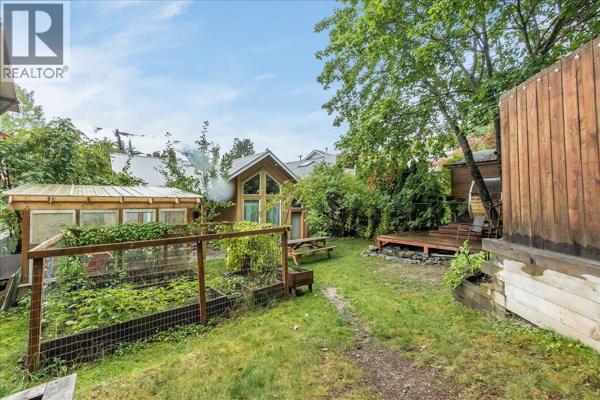 1008 Observatory Street, Nelson, British Columbia  V1L 5P3 - Photo 26 - 10400483