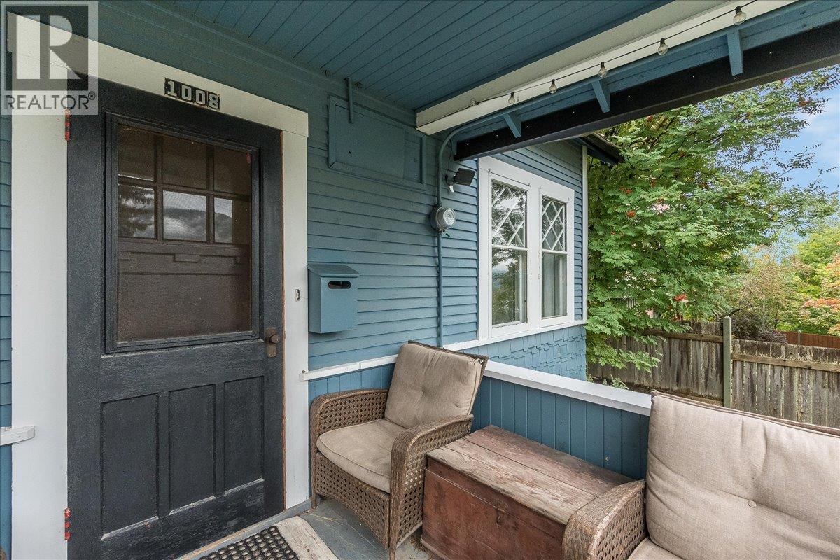 1008 Observatory Street, Nelson, British Columbia  V1L 5P3 - Photo 4 - 10400483