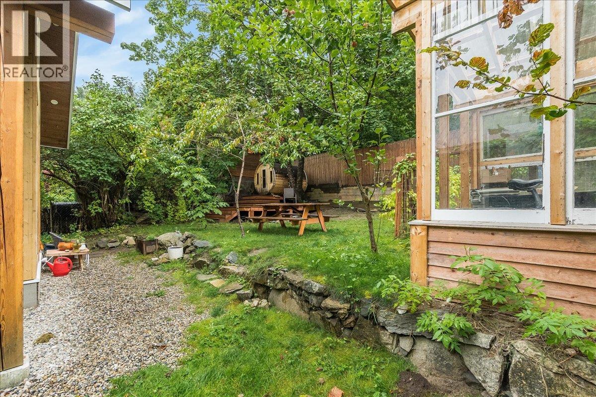 1008 Observatory Street, Nelson, British Columbia  V1L 5P3 - Photo 40 - 10400483