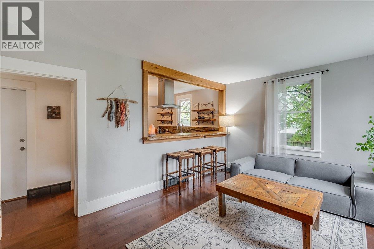 1008 Observatory Street, Nelson, British Columbia  V1L 5P3 - Photo 9 - 10400483
