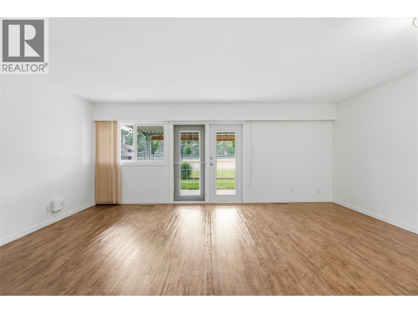 249 Kitchener Crescent Unit# 5, Kamloops, British Columbia  V2B 1B9 - Photo 15 - 10401141