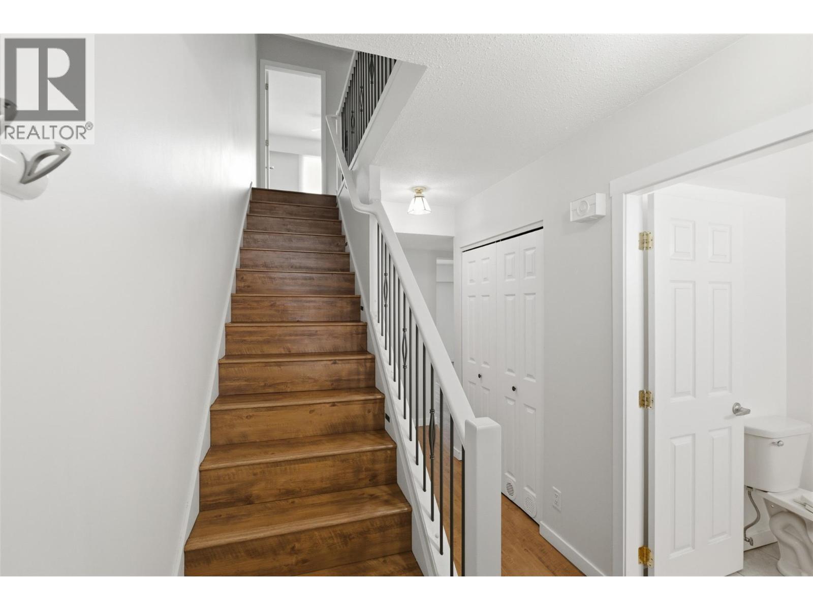 249 Kitchener Crescent Unit# 5, Kamloops, British Columbia  V2B 1B9 - Photo 26 - 10401141