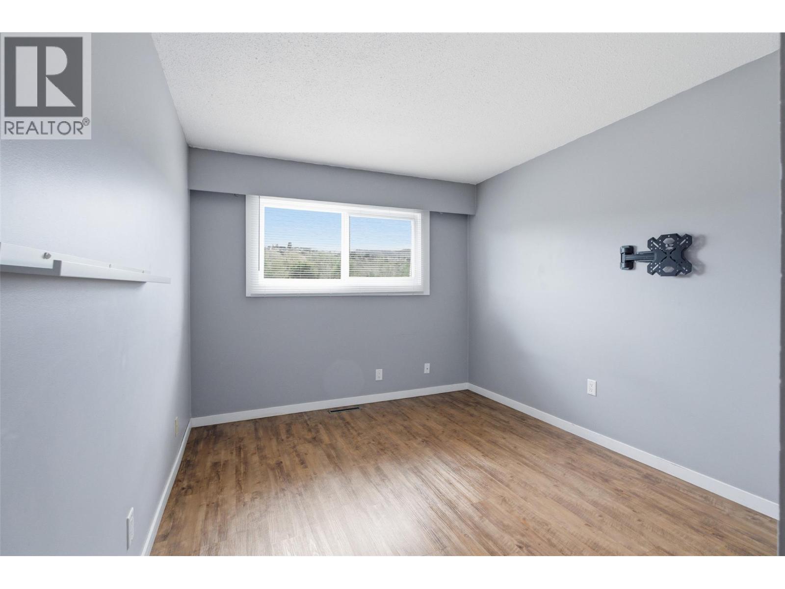249 Kitchener Crescent Unit# 5, Kamloops, British Columbia  V2B 1B9 - Photo 33 - 10401141